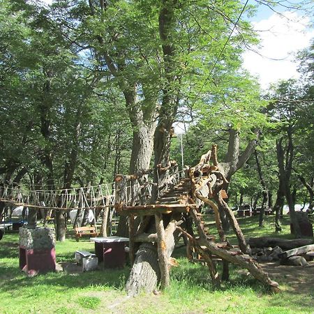 Camping Rio De Las Vueltas El Chalten Bagian luar foto
