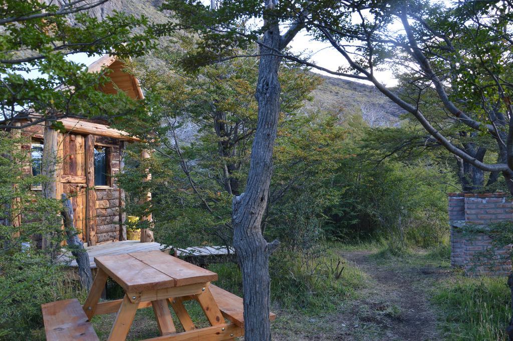 Camping Rio De Las Vueltas El Chalten Bagian luar foto