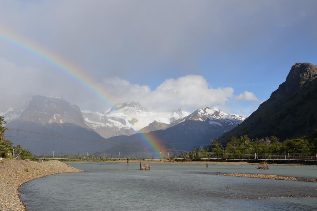 Camping Rio De Las Vueltas El Chalten Bagian luar foto